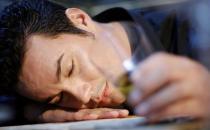 喝酒有哪些危害？如何正确喝酒？