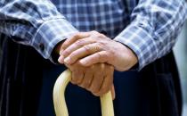 老人勤锻炼 肌肉不萎缩