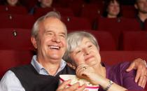 看喜剧可以增强体质