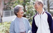 老人饭后怎么做才健康