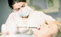 老人口腔保健的7个误区