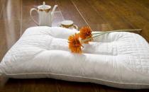 老人睡多高的枕头最好