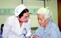 老人冬季小心发生三类骨折