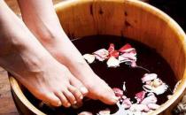 老人足疗有哪些好处