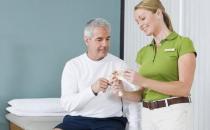 哪些情况会造成老人经常恶心头晕