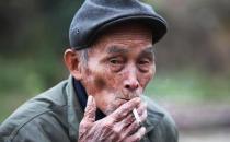 老人吸烟太多会有哪些危害