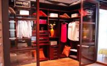 整体衣帽间如何清洁和保养？