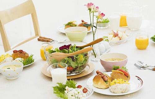 调理饮食 修复学生的肠胃