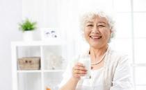 喝牛奶切记别添加“危险因素”