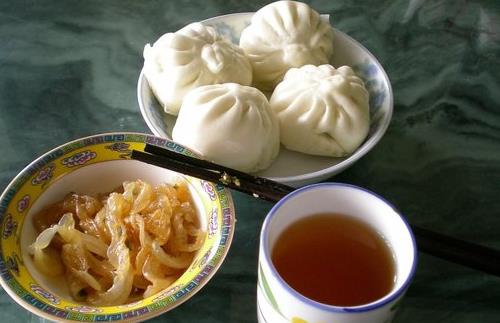 电脑族一日三餐营养均衡 吃出好眼力