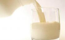 牛奶营养价值高 但不可当水喝
