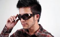 30度俯角看电脑可防眼干涩