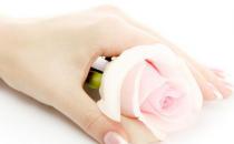 电脑一族小心手部和脸部疾病