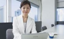 隐藏在职业装背后的重重危机