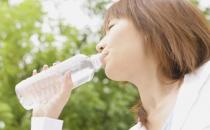 起床后先喝一杯水 喝对第一杯水好处多多