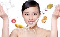 浓妆过后卸妆马虎 小心痘痘色斑齐爆发