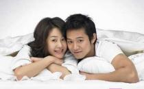 夫妻睡姿的有趣发现