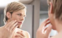 男性护肤品 男人也要使用自己的护肤品