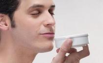 男人的眼袋怎样去除？