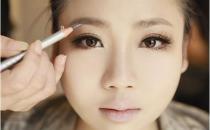 粗眉正当道 正确画眉勿变小新