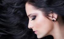 女生头发分叉是什么原因导致