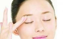 4步消除消除脂肪粒 让你眼周零瑕疵