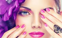 戴隐形眼镜化眼妆应该注意些什么