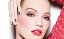 学习腮红画法突显你好气色