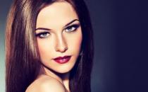 女人头发干燥分叉怎么办