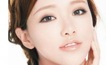 如何轻松变成小脸美女