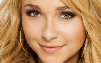 黄皮肤美女怎么选对化妆品