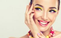 时尚彩妆的六个化妆步骤