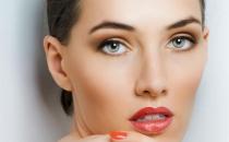 巧用咖啡色眉笔 还你精致容颜