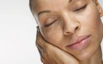 避免脸上长斑的几种方法