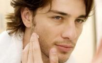 “电脑族”男士的护肤窍门