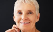 老年人预防“冬浴综合症”