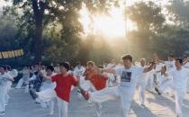 老人晨练如何防止意外发生