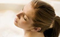 脸上长痘痘怎么调理？吃3款祛痘天然饮食配方