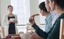 饭后饮茶不消化？饭后不宜做的四件事