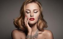 女人春季脱发吃什么好呢