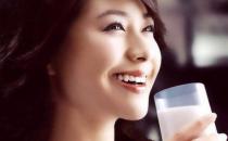 女人改善情绪多吃三类食物