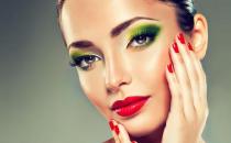 青春痘与成人痘要区别 拒绝一视同仁