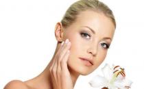 祛痘不留痕 “红黑痘印”消灭战