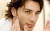 男士洗脸的五大误区 男士洗脸注意什么