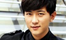 男人皮肤缺水该如何解决