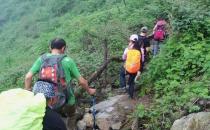 老人要注意运动安全 爬山要注意什么