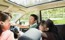 租车自驾游需要多留意安全保障