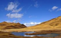 心和身体行走在甘南草原