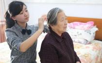 老人练练更健康