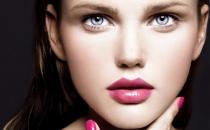 毕业面试化妆：少即是多